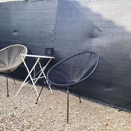 Bulles Etoilees Appartement Avec Jacuzzi Prive Montrevel-en-Bresse Екстер'єр фото
